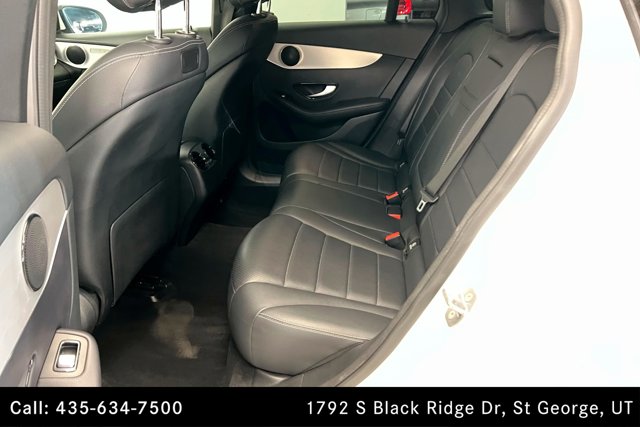 Vehicle image 21 of 25