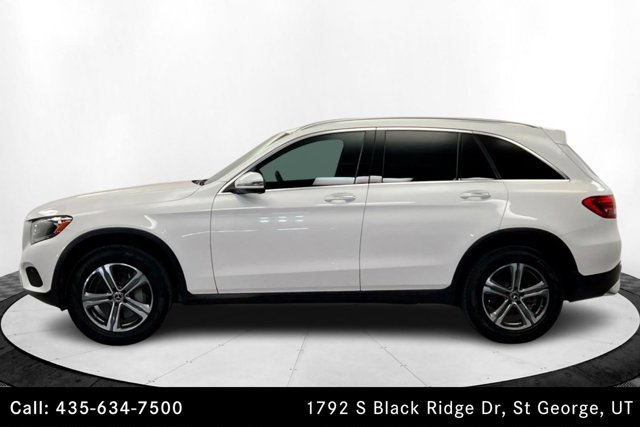 Vehicle image 8 of 25