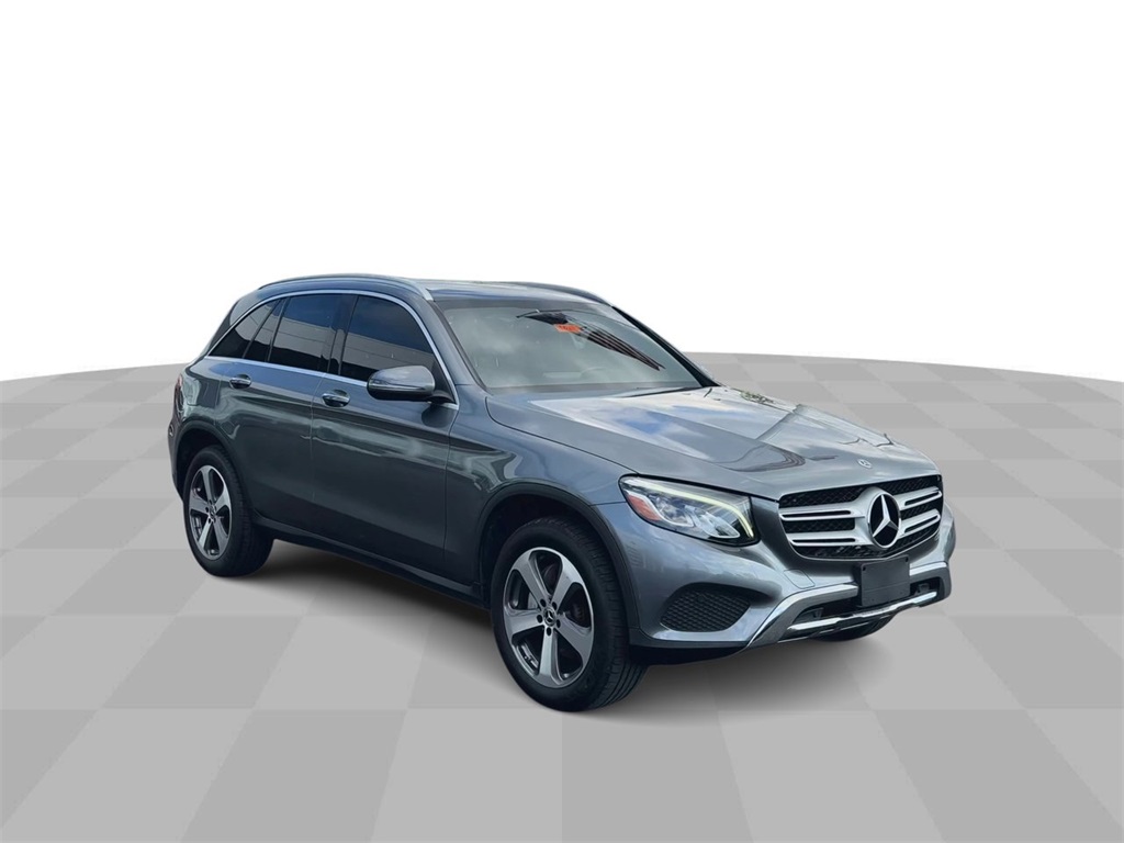 Vehicle image 4 of 33