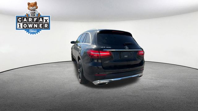 Vehicle image 12 of 21
