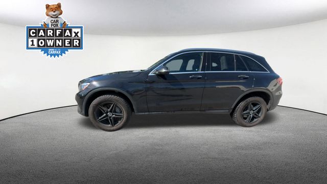Vehicle image 14 of 21