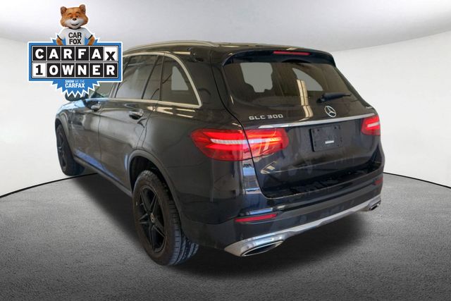 Vehicle image 13 of 21