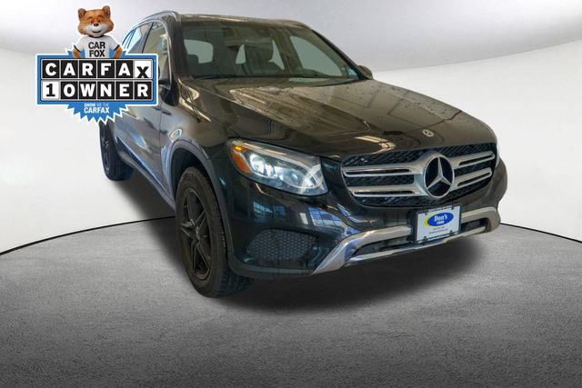 Vehicle image 4 of 21