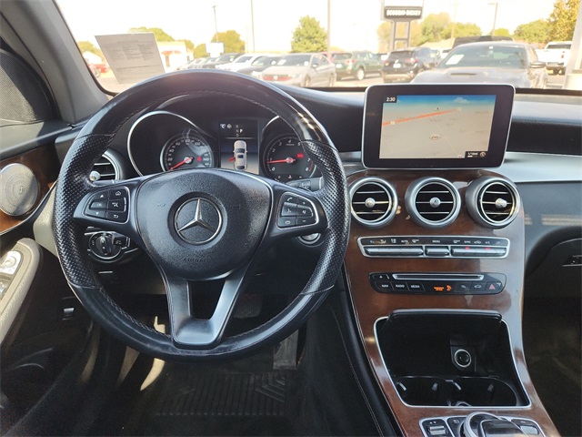 Vehicle image 12 of 25