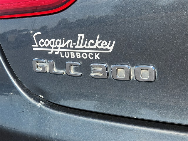 Vehicle image 15 of 25