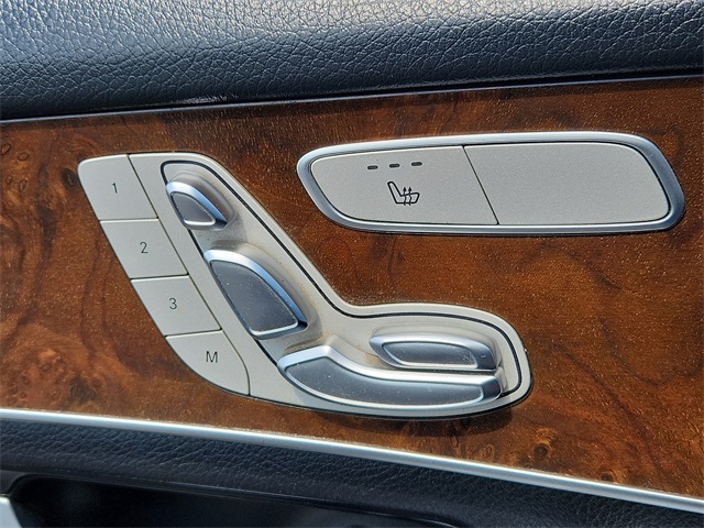 Vehicle image 20 of 25