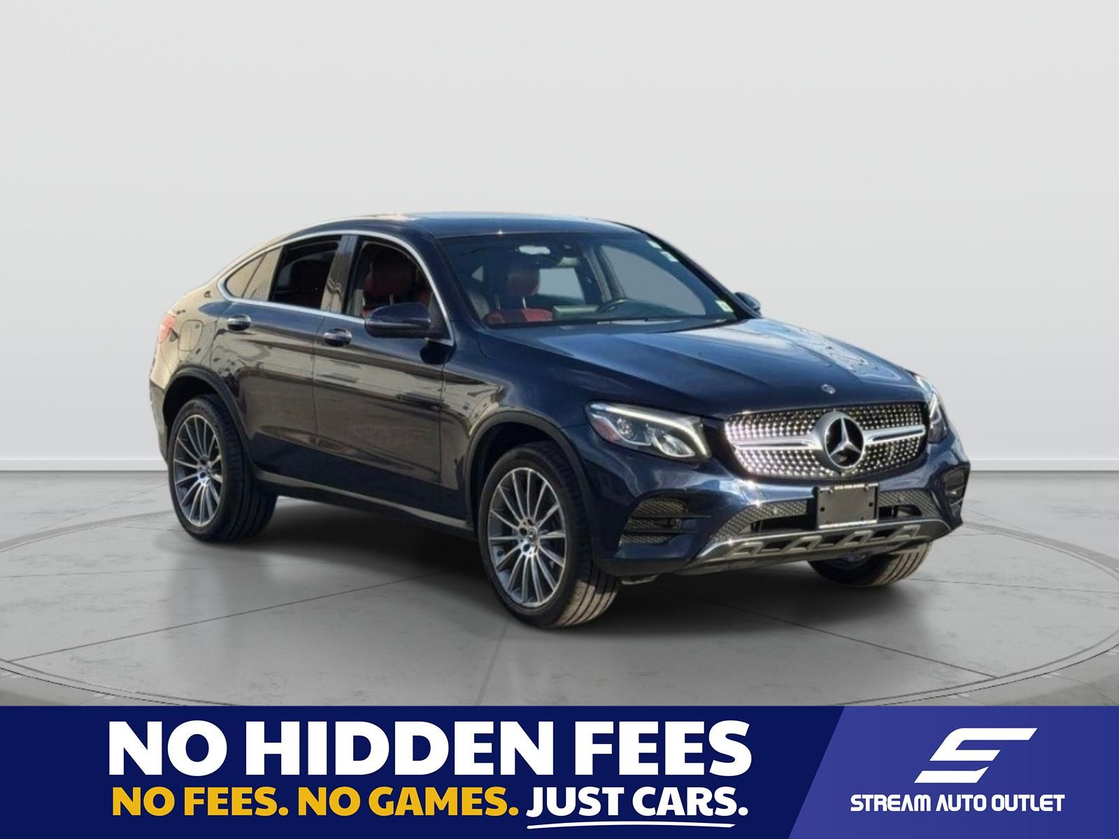 2019 Mercedes-Benz GLC 300 Image 3 of 39