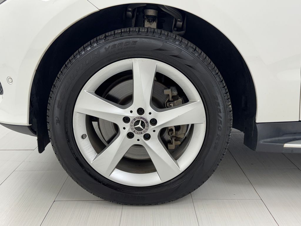 Vehicle image 43 of 43