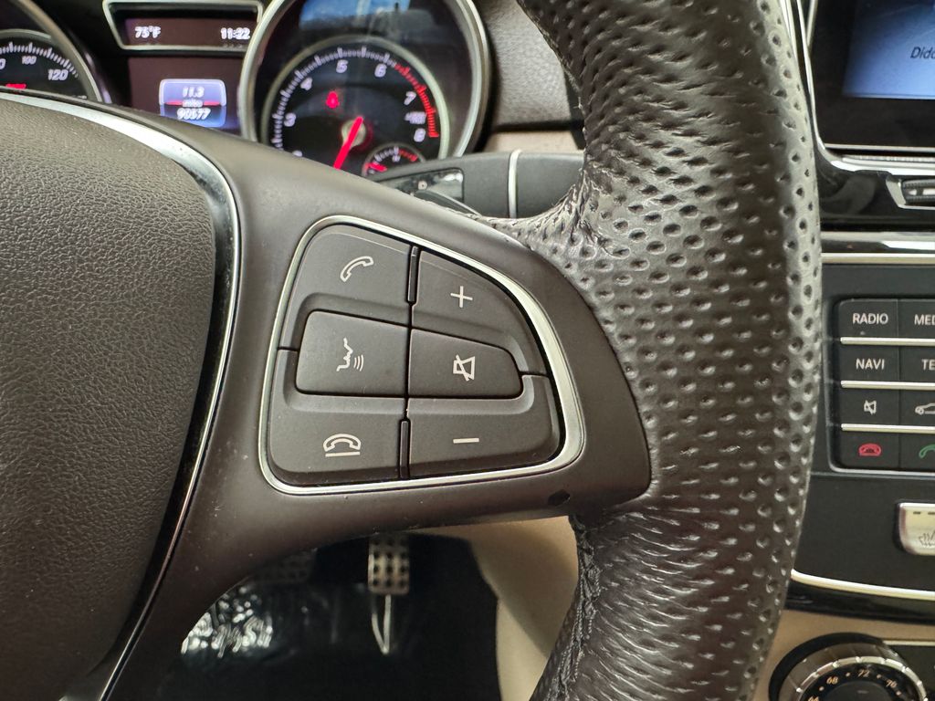Vehicle image 24 of 43