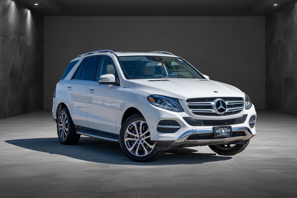 Vehicle image 2 of 47