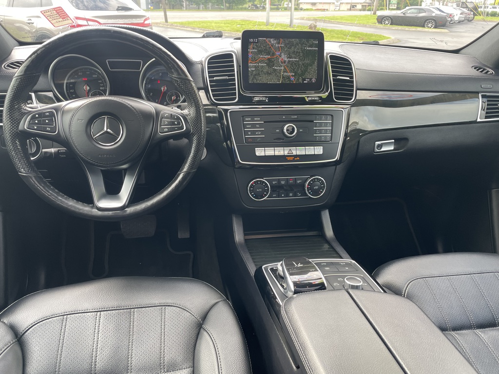 Vehicle image 7 of 10