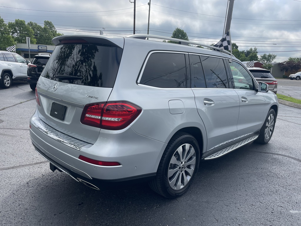 Vehicle image 2 of 10