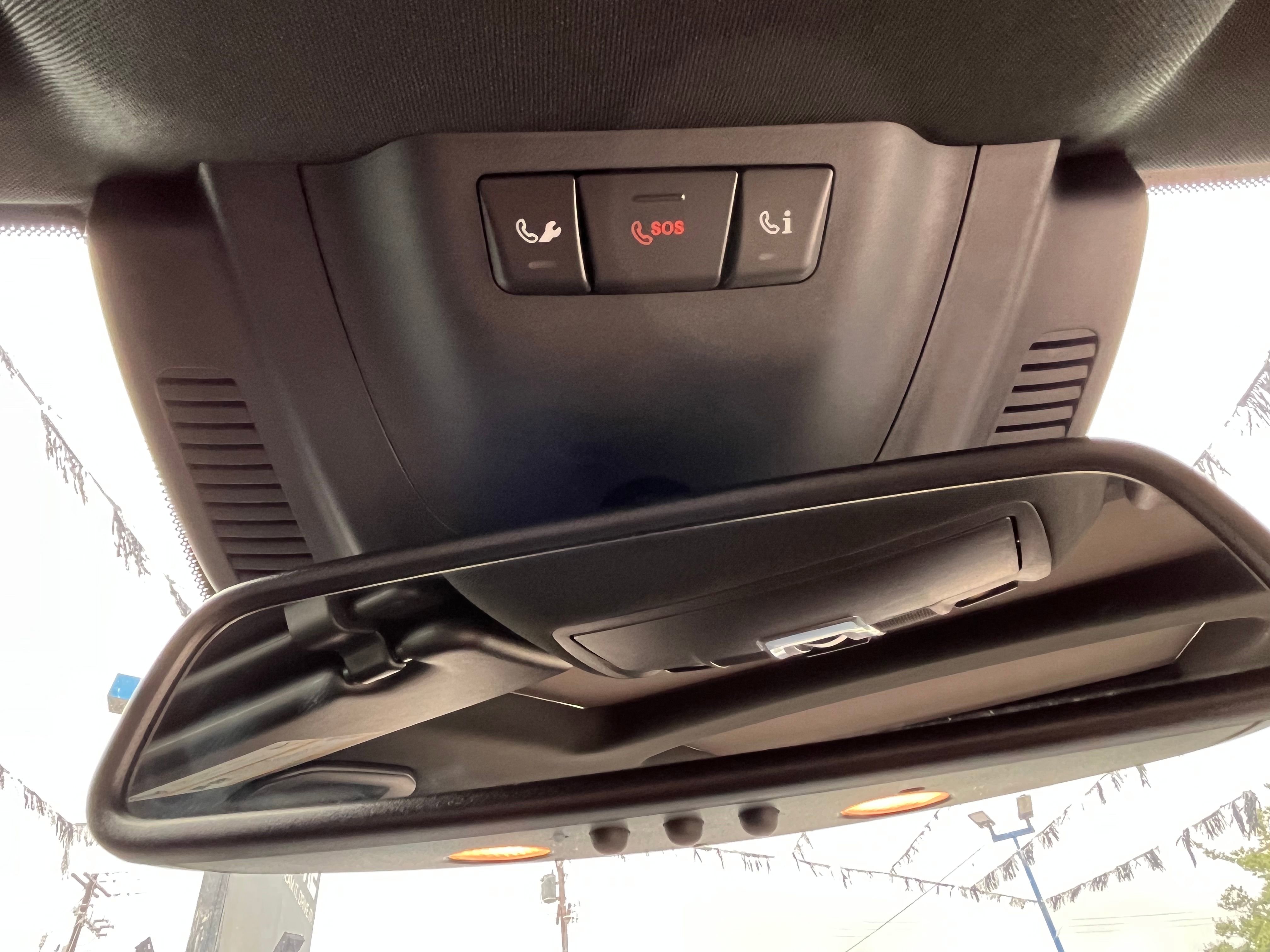 Vehicle image 79 of 99