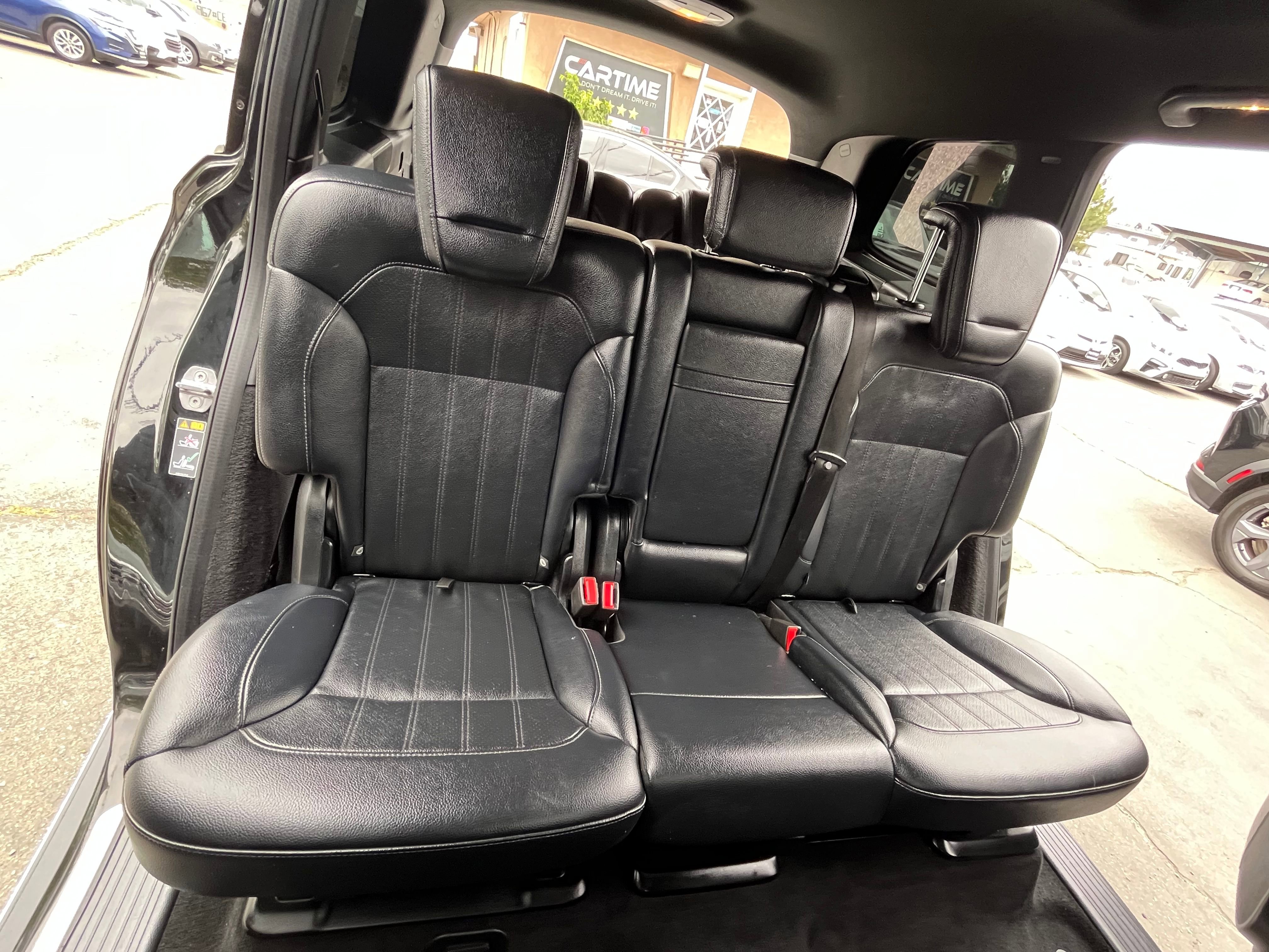 Vehicle image 37 of 99