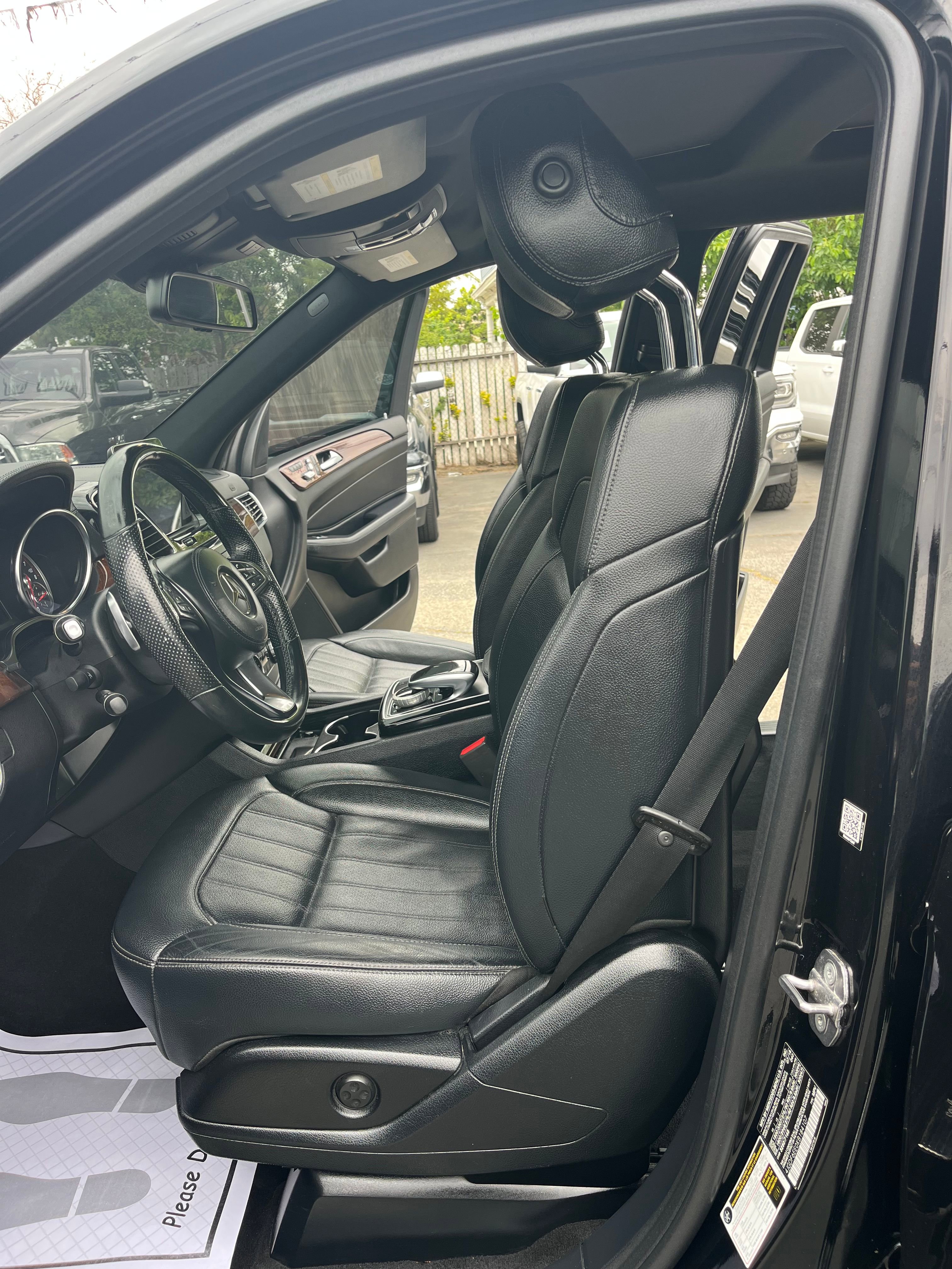 Vehicle image 45 of 99