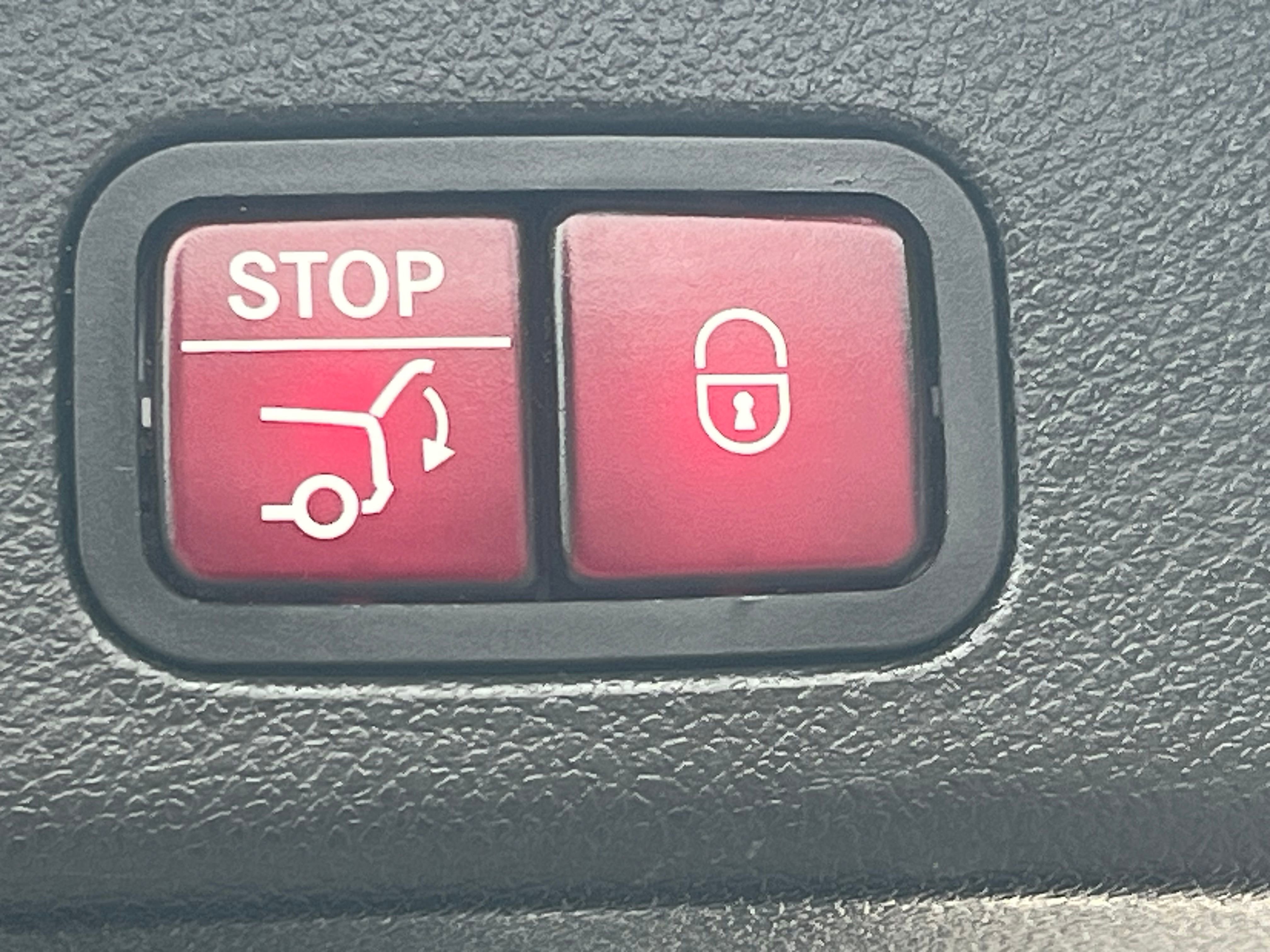 Vehicle image 26 of 99