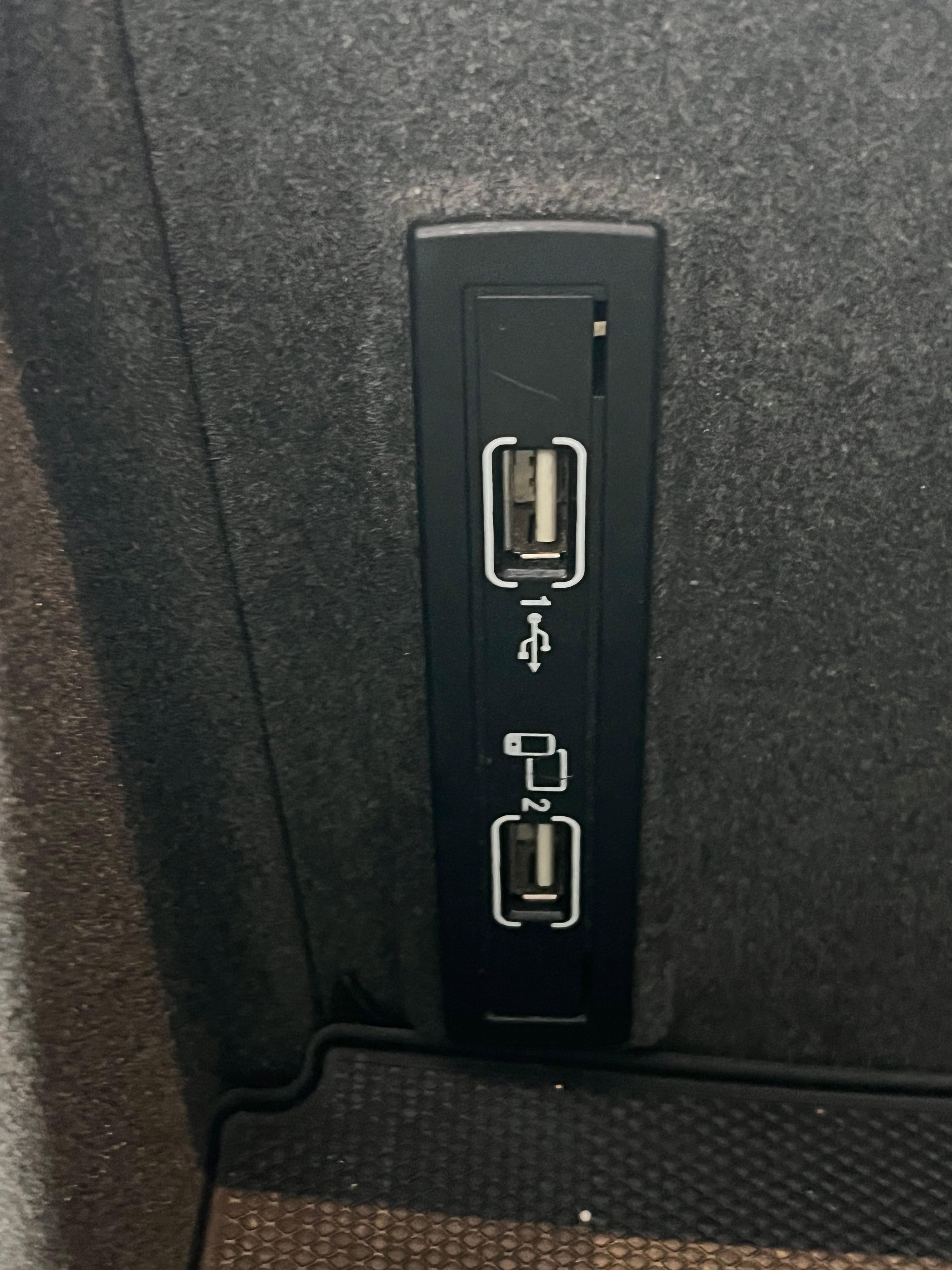 Vehicle image 68 of 99