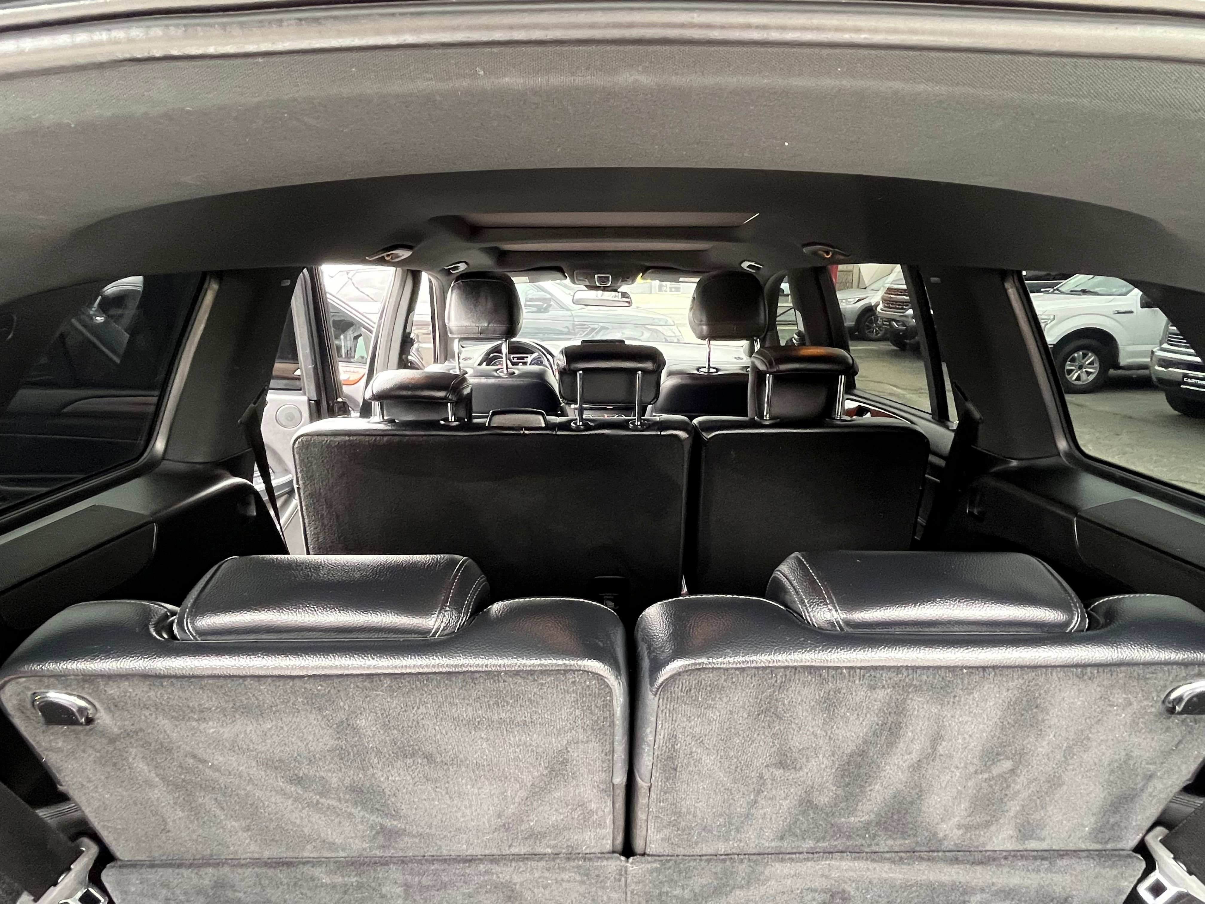 Vehicle image 25 of 99