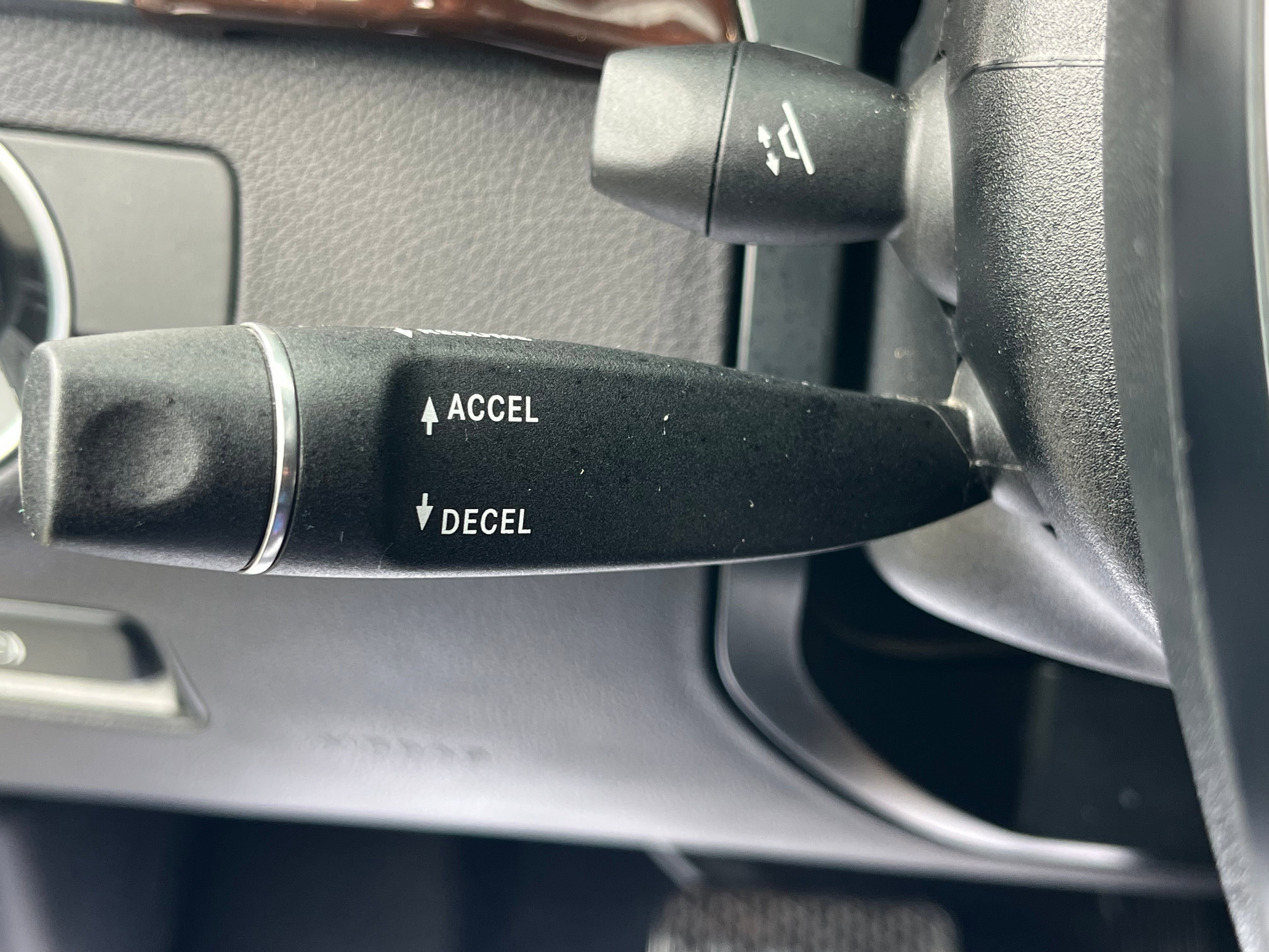 Vehicle image 65 of 99