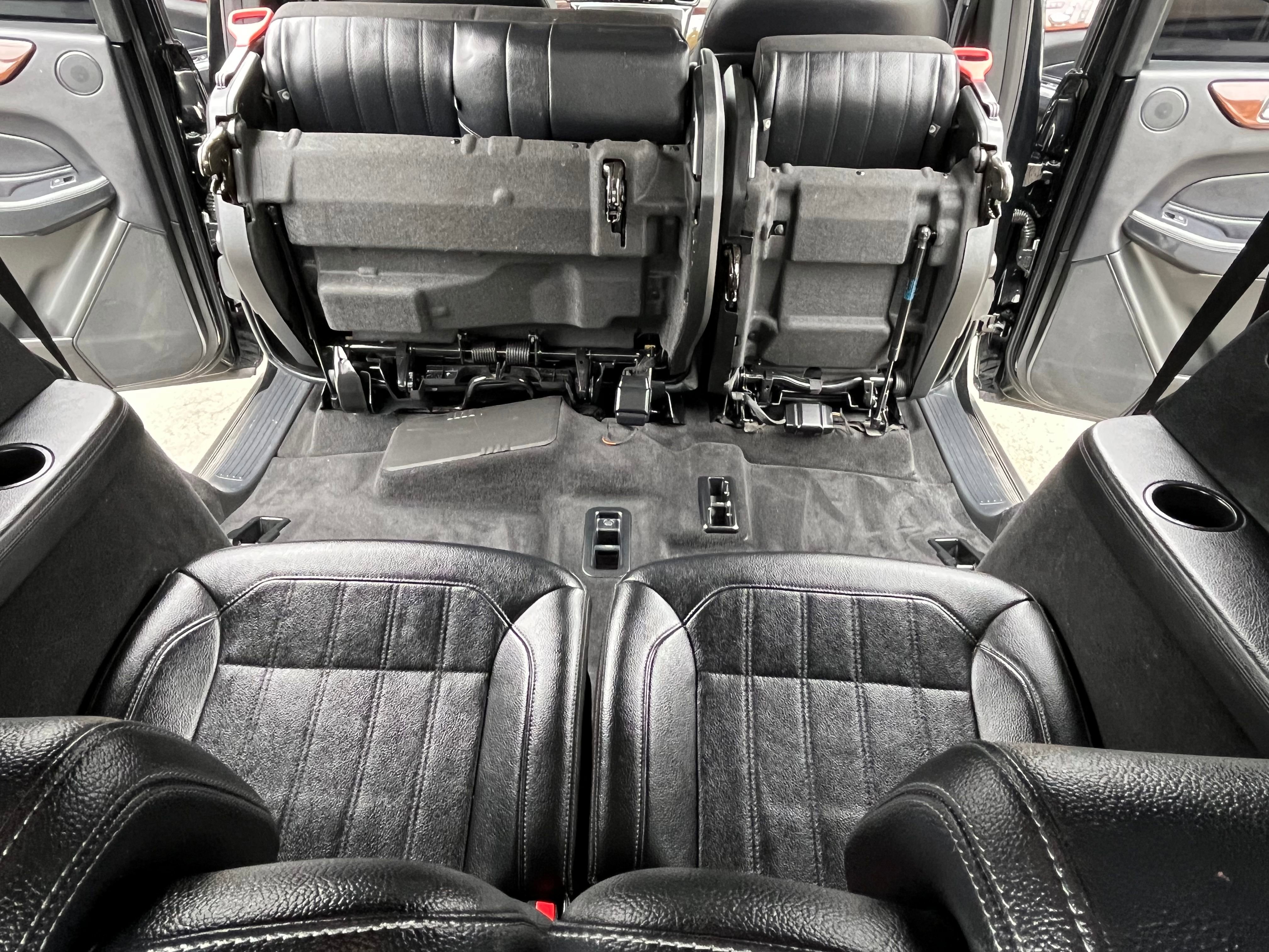 Vehicle image 52 of 99