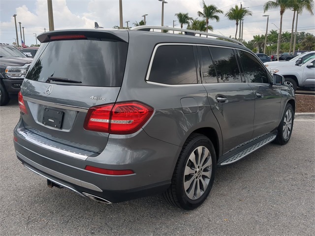 Vehicle image 6 of 32