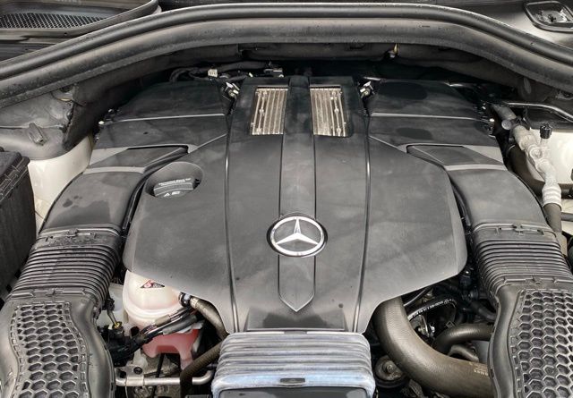 2019 Mercedes-Benz GLS 450 Image 10 of 52