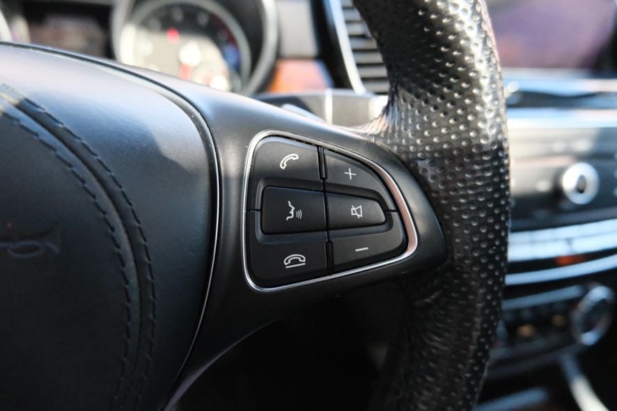 Vehicle image 44 of 49