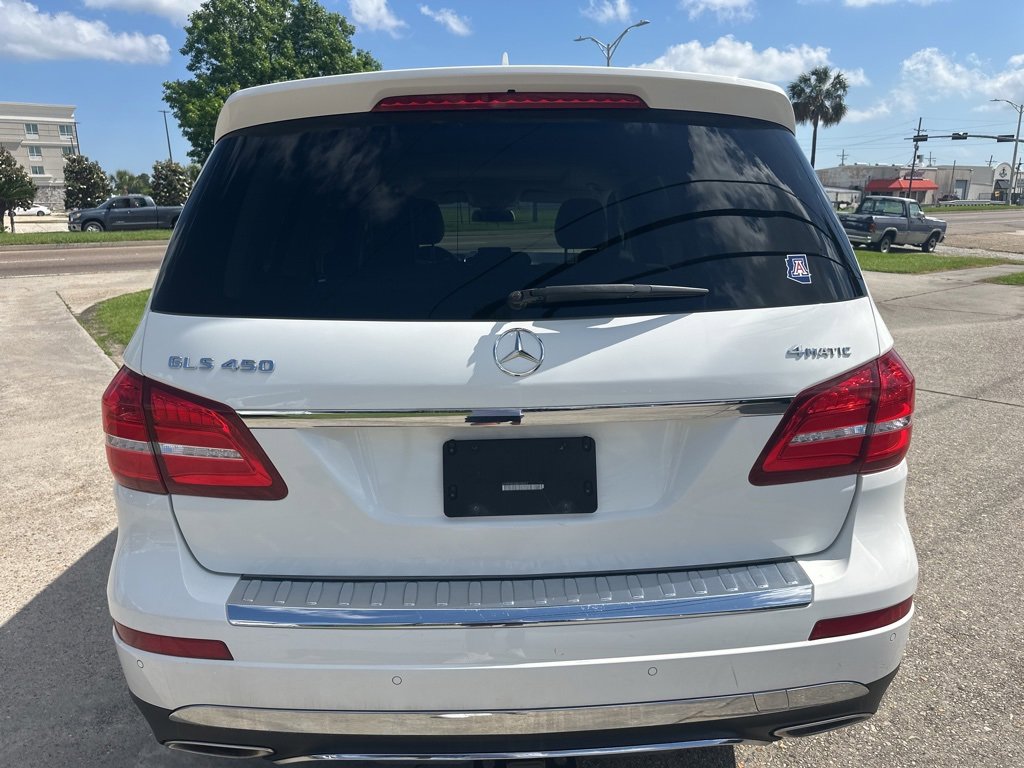 Vehicle image 5 of 24