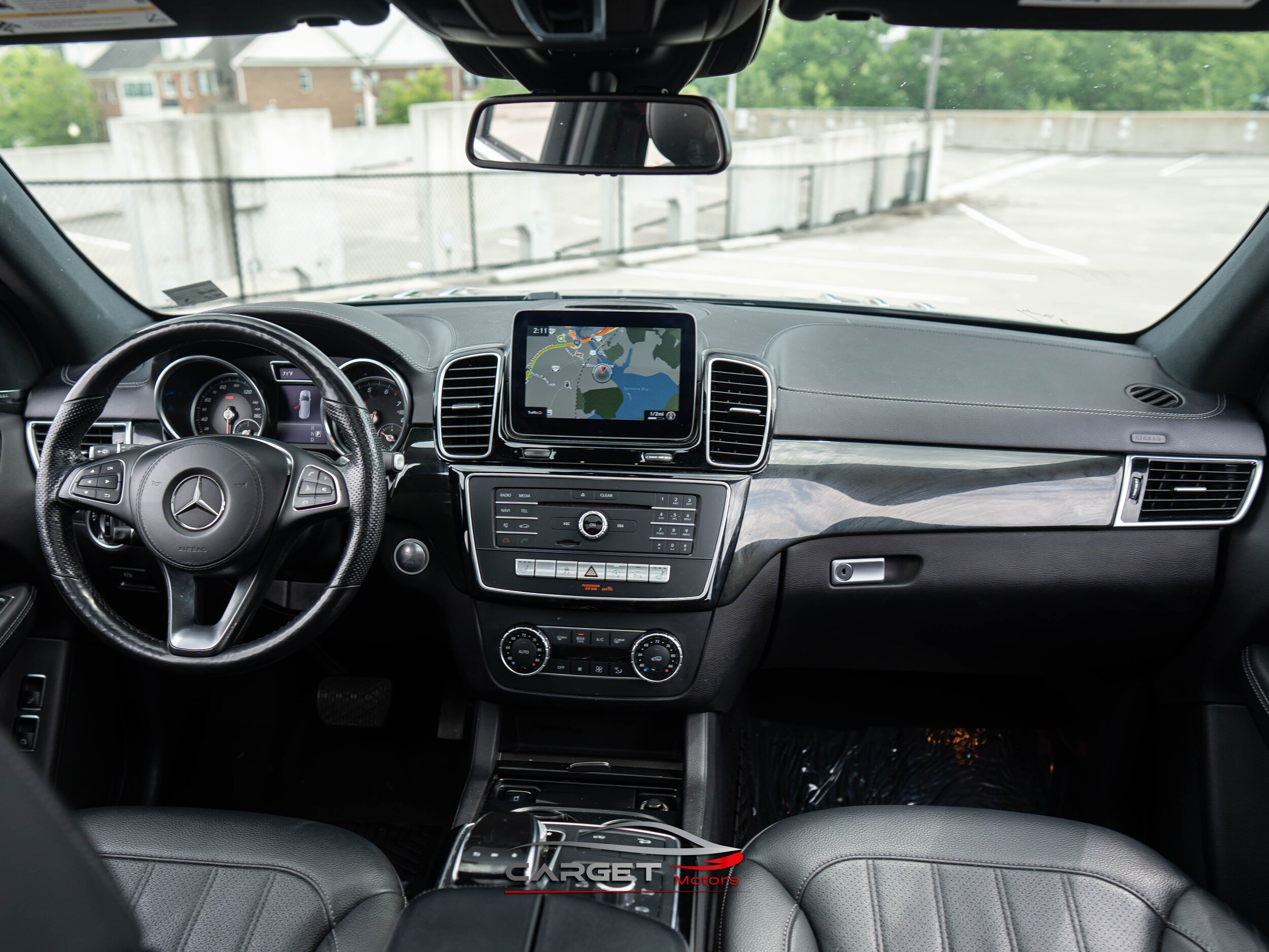 Vehicle image 13 of 53