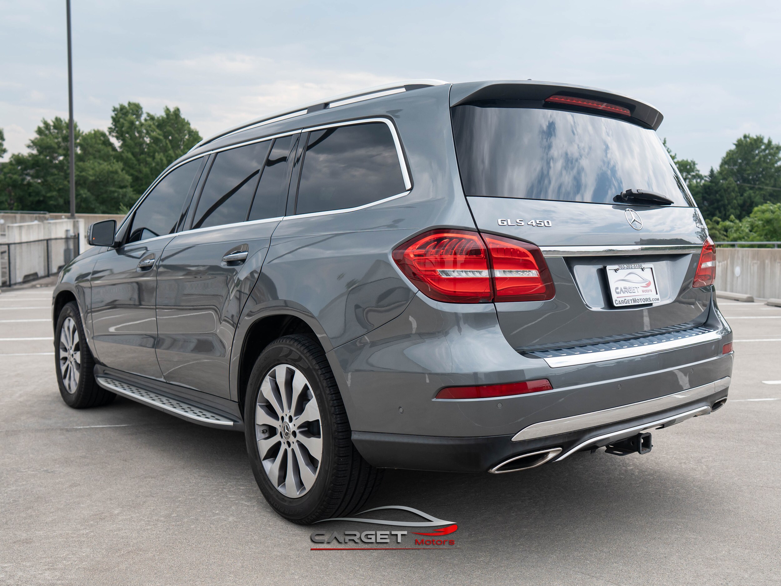 Vehicle image 6 of 53