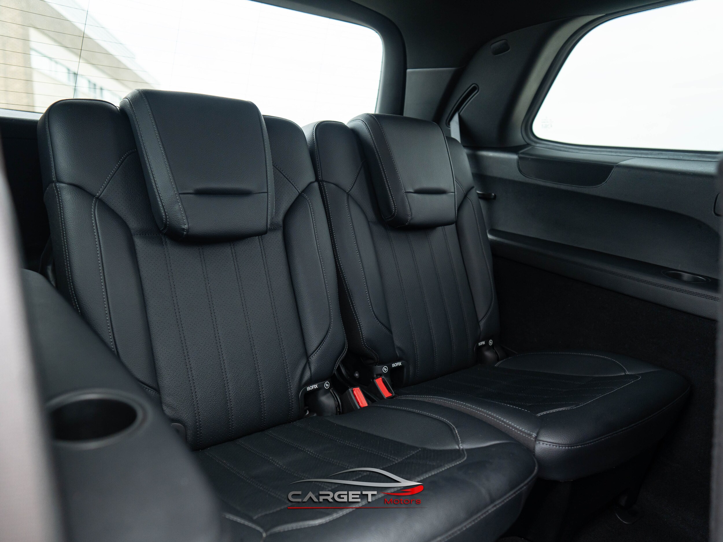 Vehicle image 19 of 53