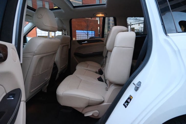 Vehicle image 22 of 47