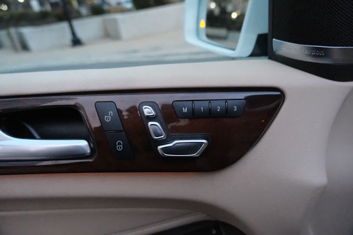 Vehicle image 18 of 47