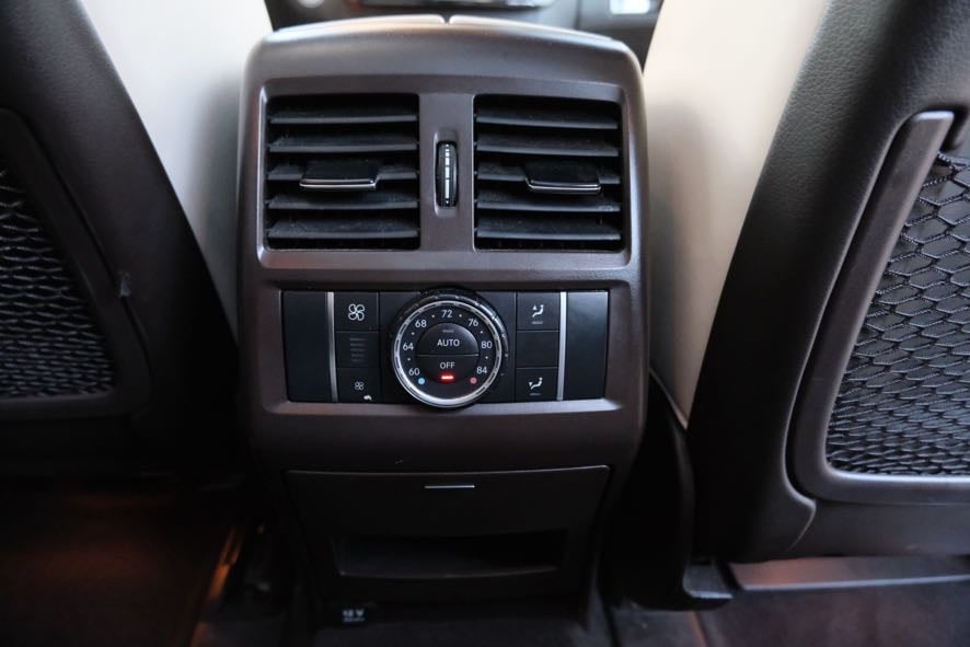 Vehicle image 27 of 46