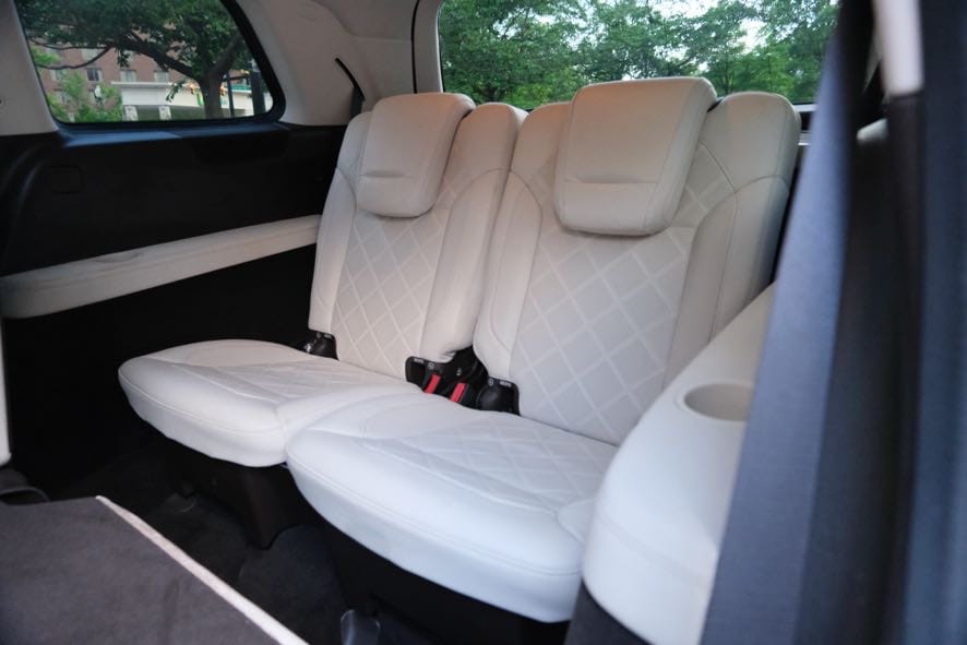 Vehicle image 22 of 46