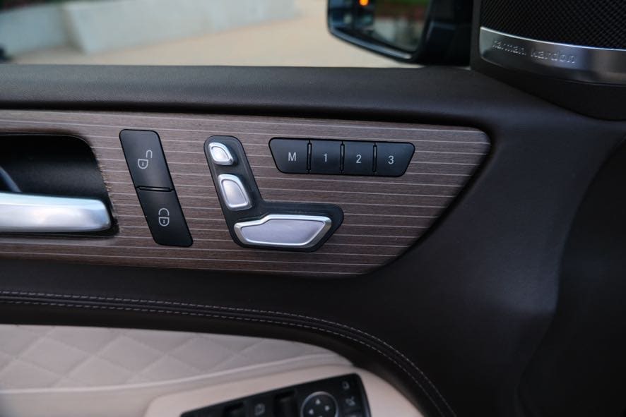 Vehicle image 16 of 46