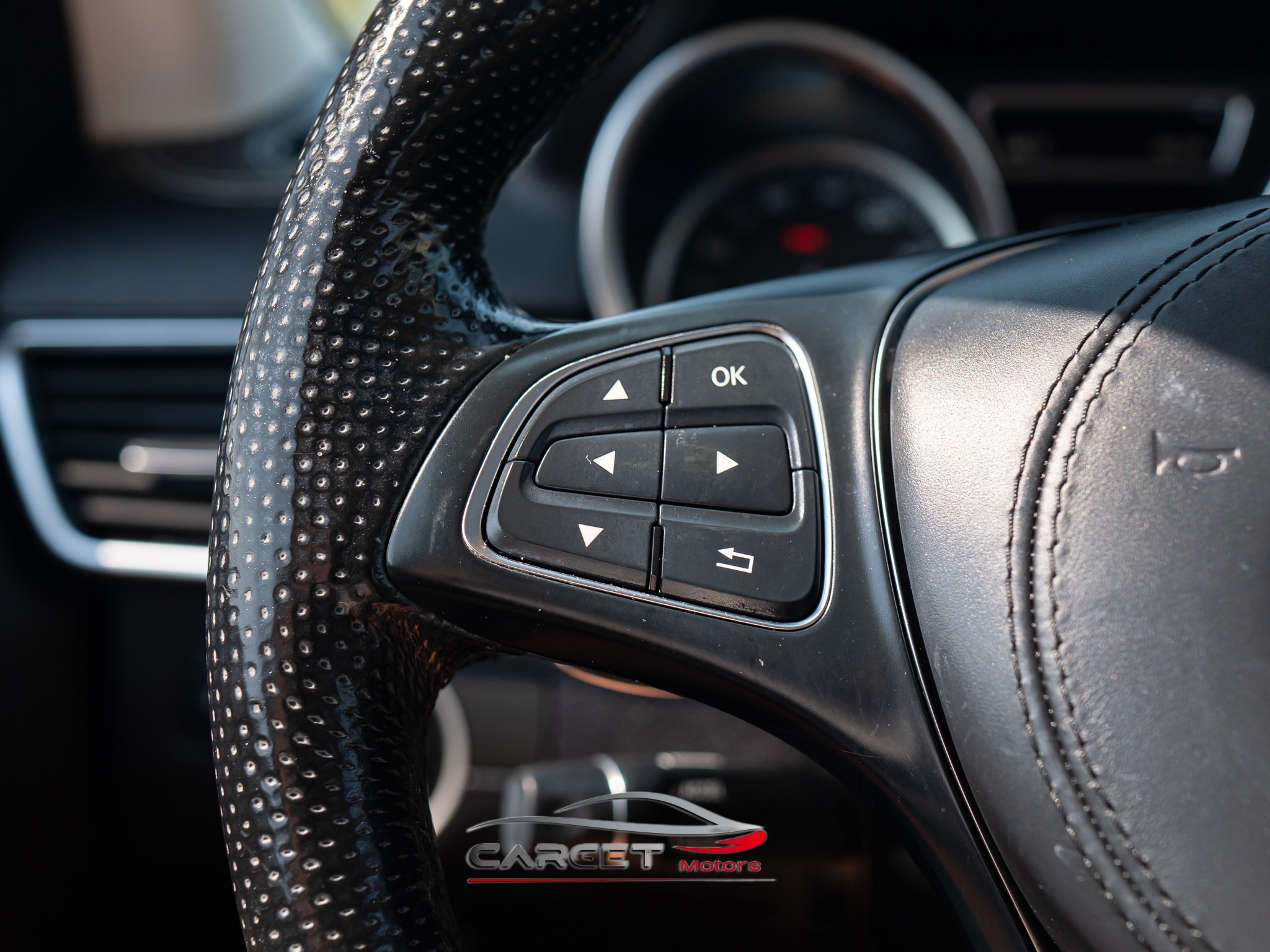 Vehicle image 23 of 57