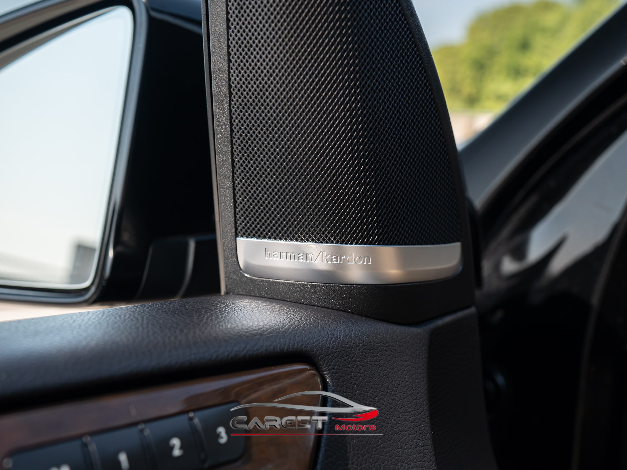 Vehicle image 44 of 57