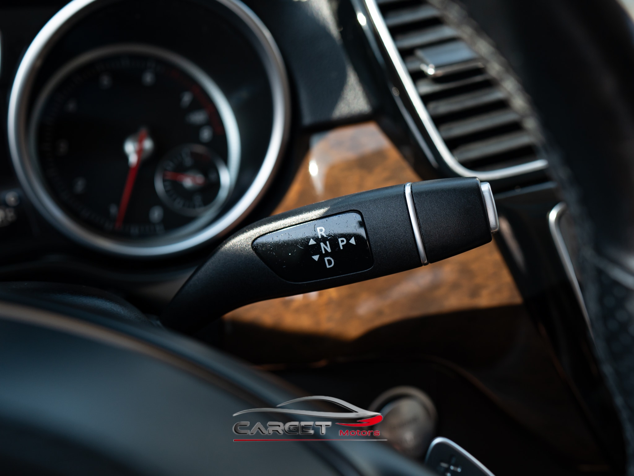 Vehicle image 26 of 57