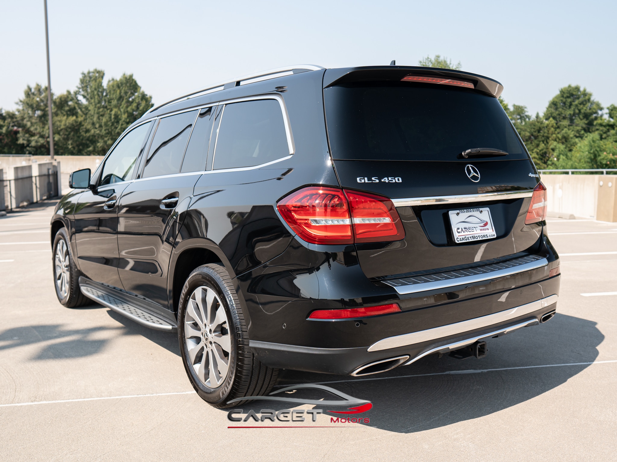 Vehicle image 6 of 57