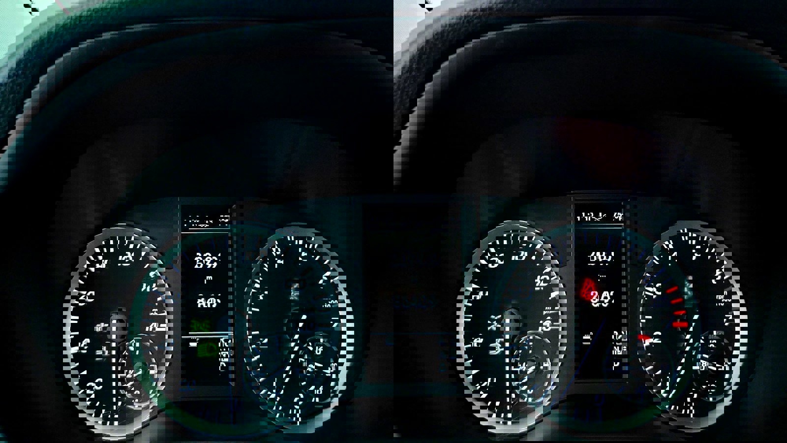Vehicle image 22 of 34