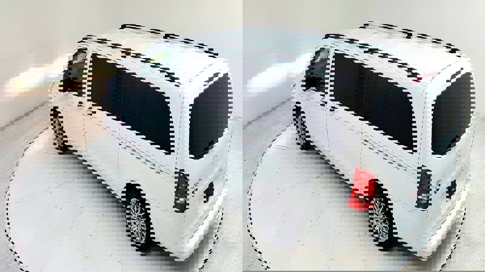 Vehicle image 13 of 34