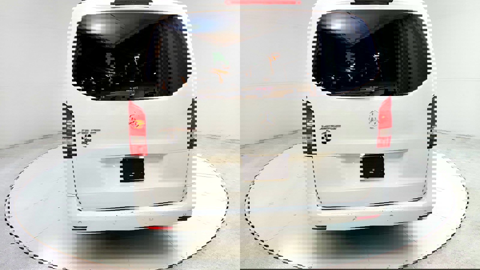 Vehicle image 16 of 34
