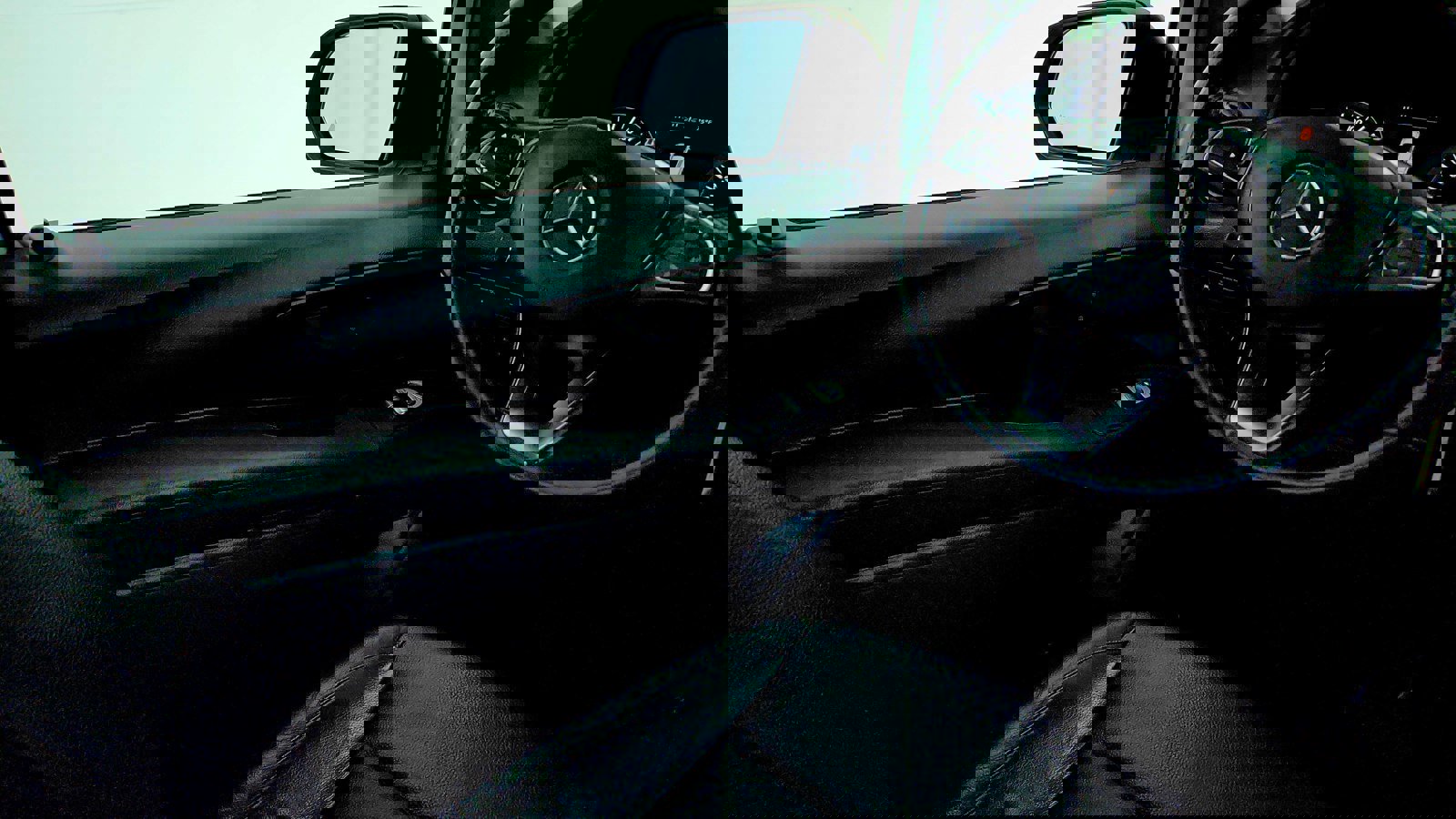 Vehicle image 26 of 34