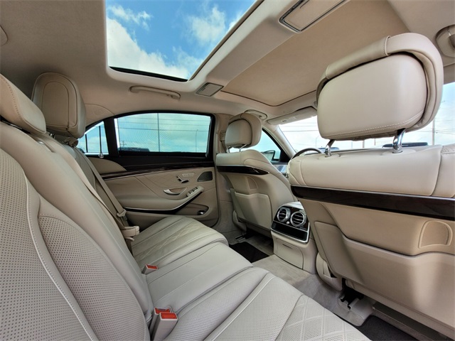 Vehicle image 13 of 43