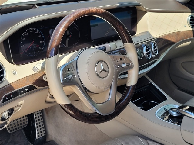 Vehicle image 17 of 43