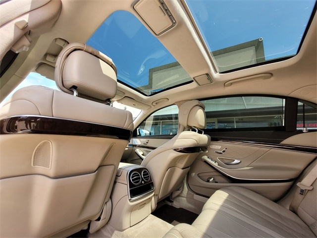 Vehicle image 19 of 43