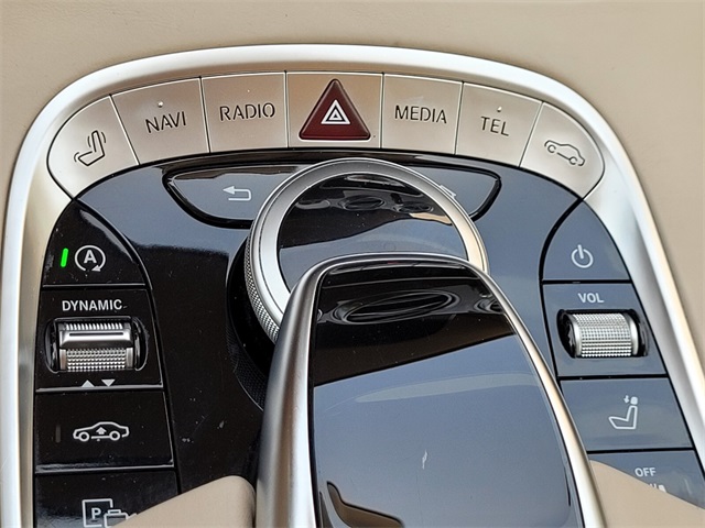 Vehicle image 36 of 43