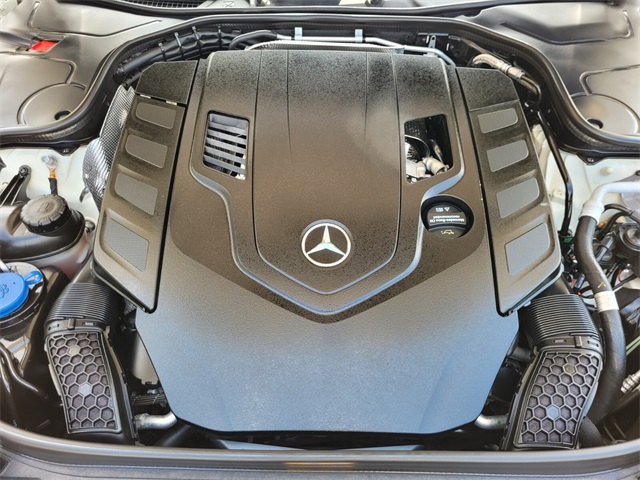 Vehicle image 7 of 43