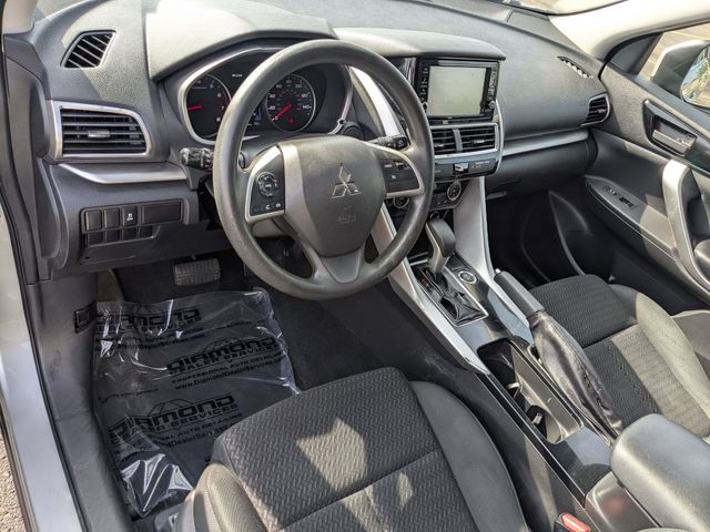 Vehicle image 16 of 32